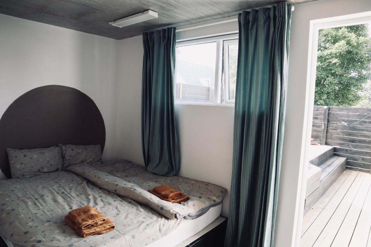 Modern Garage Suite - Free Parking & Self Check In Hveragerdi Ngoại thất bức ảnh